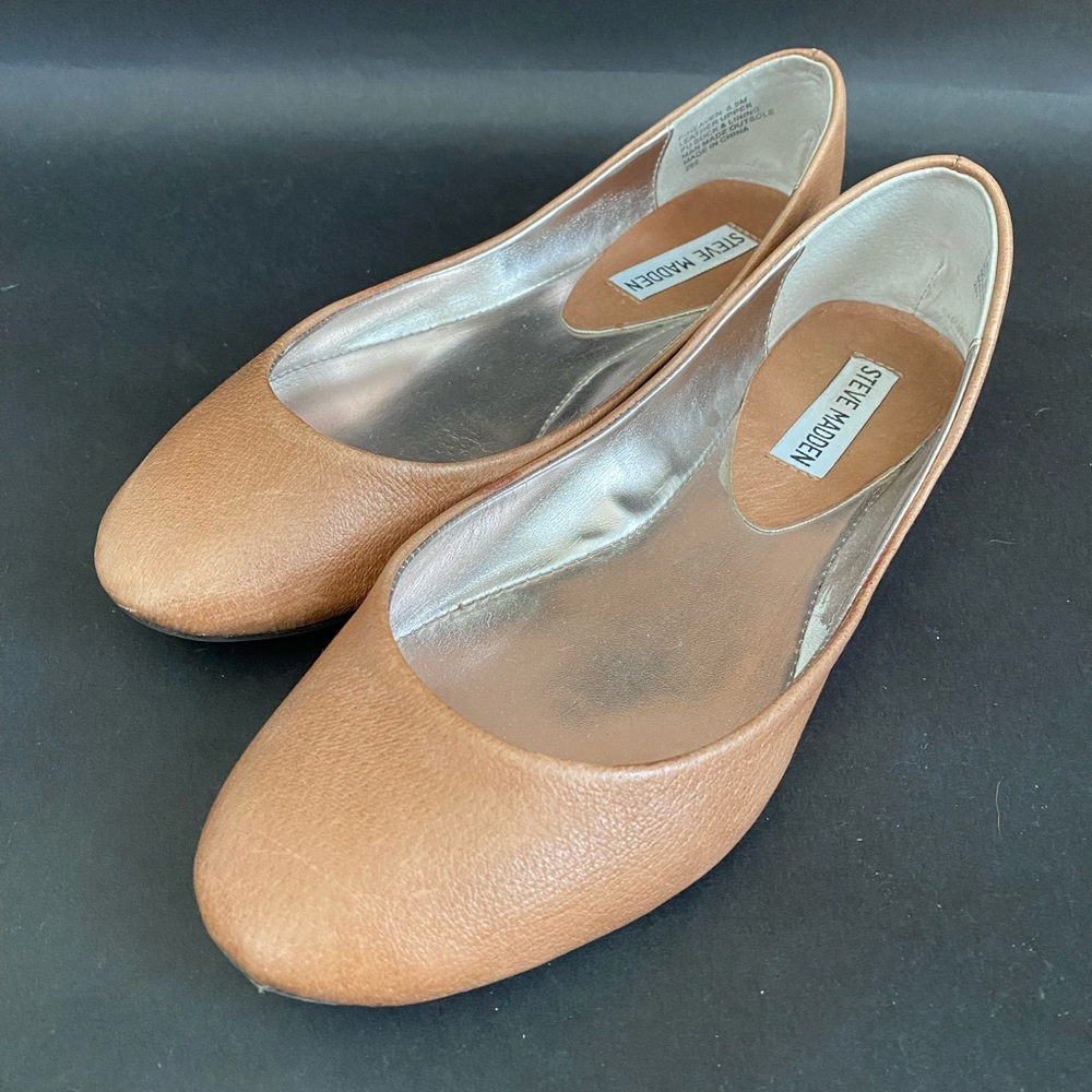 Steve Madden Leather Flats